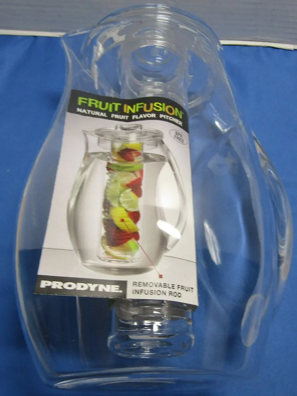 Fruit Infusion Pitcher Crystal Clear 2.5 qt Natural Flavor Drinks BPA Free New